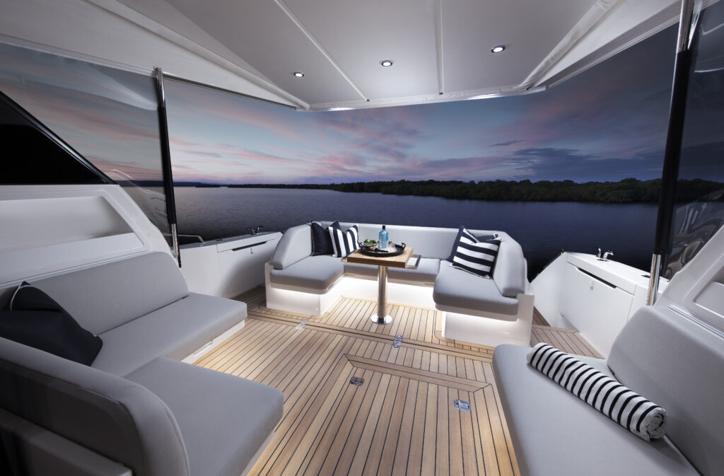 outdoor dining area onboard the Maritimo S55