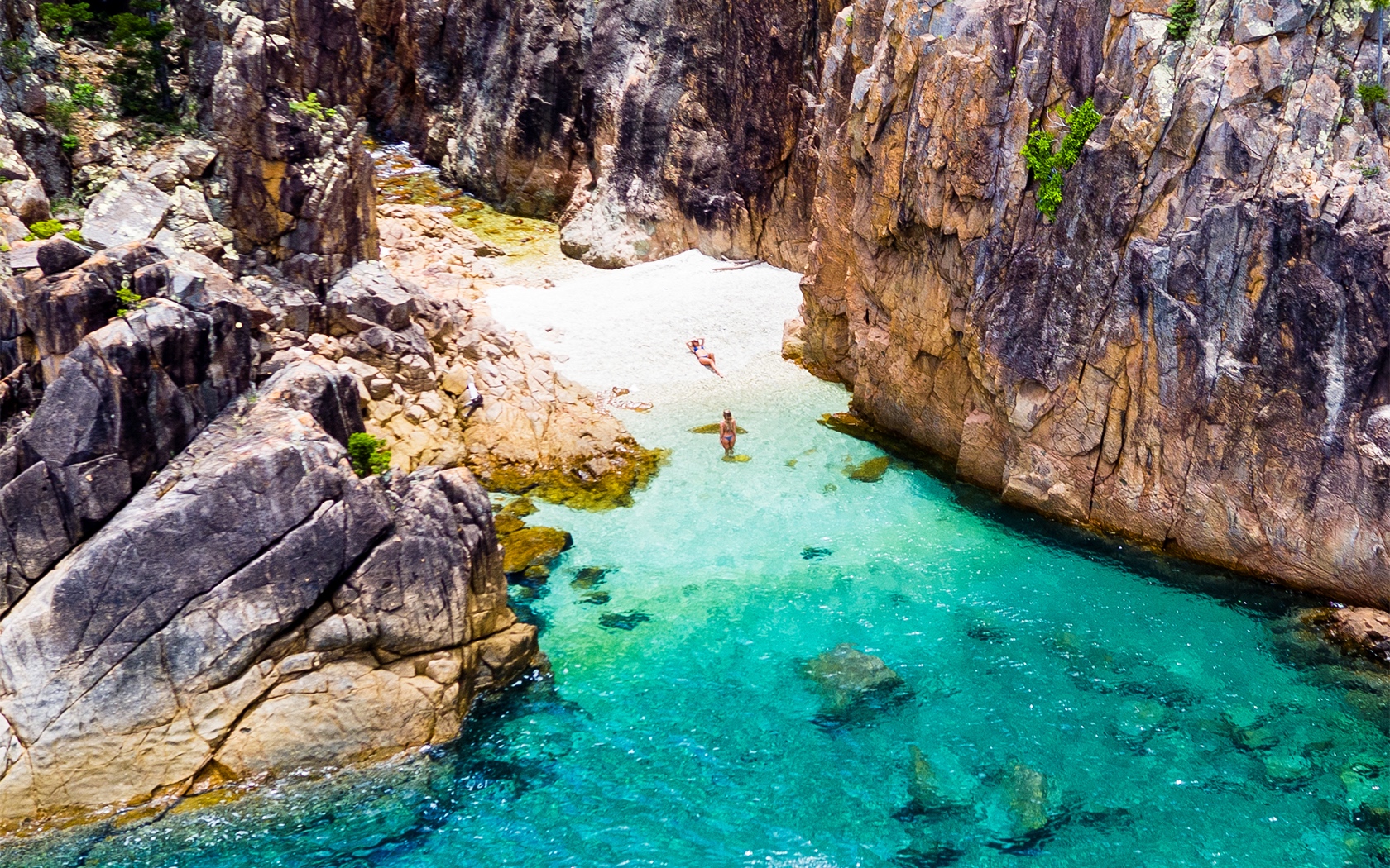 Whitsundays hidden beach