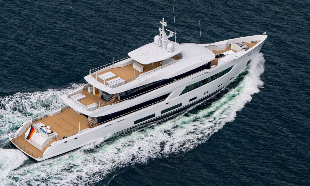 Lurssen project 13800 cruising from above
