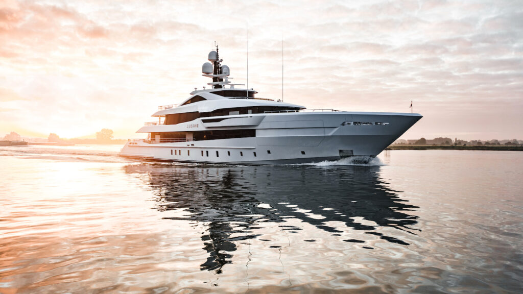 Heesen Luxury Yacht LUISINE side profile